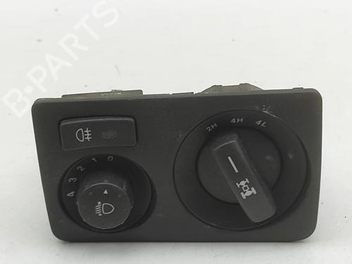 Used Switch Switch SSANGYONG REXTON W / REXTON 2.2 Xdi All-wheel Drive (178 hp) 33393762 33393762