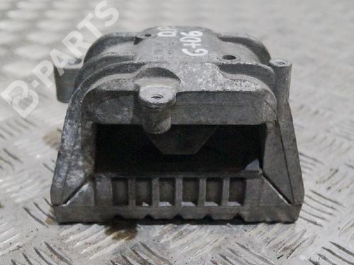 Used Engine mount VW GOLF VI (5K1) 2.0 TDI (140 hp) 6718740