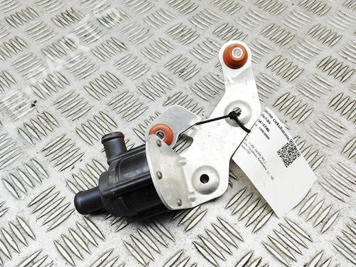 Pompe de circulation d'eau AUDI A8 D4 (4H2, 4H8, 4HC, 4HL) 3.0 TDI quattro (262 hp) 31113275