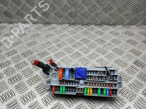 Used Fuse box Fuse box 37698593 37698593
