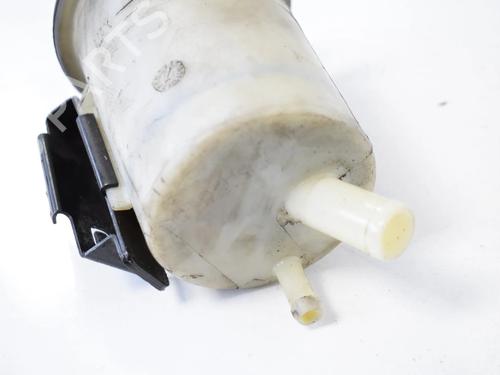 Power steering reservoir LAND ROVER DISCOVERY IV (L319) 3.0 TD 4x4 | BP30258048M117