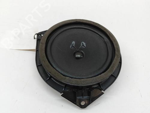 speaker-lexus-nx-_z1_-2014-28028868 main image