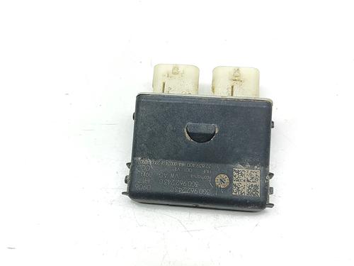 Used Electronic module Electronic module VW TOUAREG (CR7, RC8) 3.0 eHybrid 4motion (381 hp) 33382037 33382037