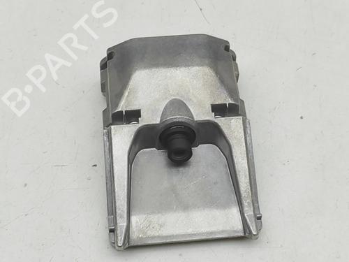 Kamera Kamera PEUGEOT 2008 II (UD_, US_, UY_, UJ_, UR_, UC_) e-2008 (UKZKXZ) (136 hp) 33798282 33798282