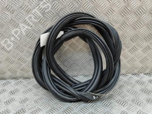 Rubber door seal CITROËN C4 III (BA_, BB_, BC_) 1.2 PureTech 130 (BAHNSA, BAHNSB) | BP28550724C142