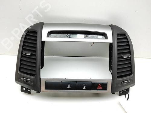 Difusor / Saída de ar Difusor / Saída de ar HYUNDAI SANTA FÉ III (DM, DMA) 2.2 CRDi 4WD (197 hp) 36458065 36458065