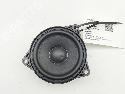 speaker-tesla-model-3-5yj3-2017-33388526 main image