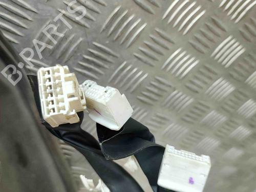 Left front door TOYOTA AURIS (_E18_) 1.3 Dual-VVTi (NRE180_, NRE180R) | BP29458355C2