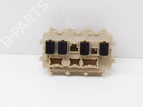 Zekeringkast NISSAN QASHQAI II (J11, J11_) 1.3 DIG-T (140 hp) 27749621