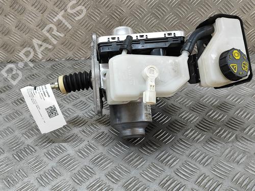 Used Servo brake VOLVO XC90 II (256) B5 Mild Hybrid AWD (250 hp) 28558853
