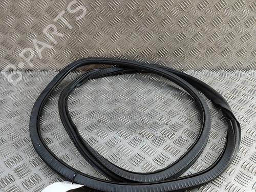 Used Rubber door seal Rubber door seal BMW 5 (G30, F90) 530 e Plug-in Hybrid (252 hp) 27577059 27577059