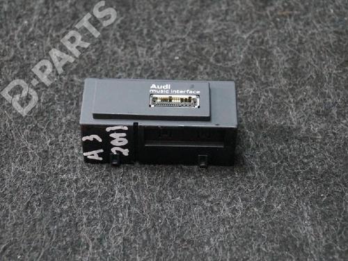 Module électronique AUDI A3 (8V1, 8VK) 1.4 TFSI (122 hp) 6731177