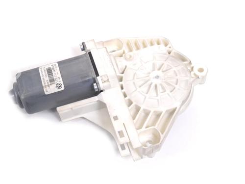 Left front window motor VW PASSAT CC B6 (357) 2.0 TDI | BP30220461E21