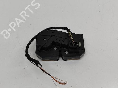 Used Tailgate lock MERCEDES-BENZ V-CLASS (W447) V 220 CDI / d (447.811, 447.813, 447.815) (163 hp) 28437384