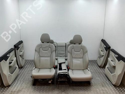 Used Seats set Seats set VOLVO XC60 II (246) D4 AWD (190 hp) 36044531 36044531