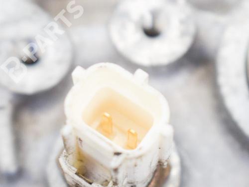 Used Cylinder head Cylinder head TOYOTA YARIS (_P13_) 1.3 (NSP130_, NSP130) (99 hp) 6724206 6724206