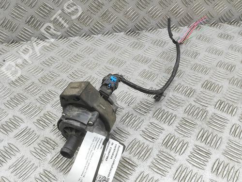 Used Auxiliary water pump Auxiliary water pump RENAULT ARKANA I (LCM_, LDN_) 1.6 E-TECH 145 (LDMU) (143 hp) 35726919 35726919