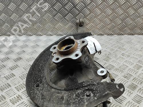 Used Left front steering knuckle BMW 5 Touring (G31) 530 d xDrive (265 hp) 16481966