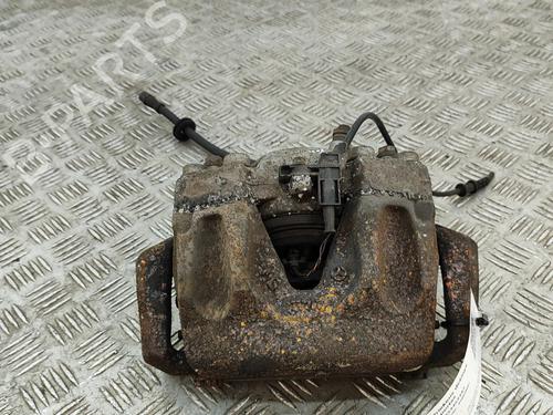 right-front-brake-caliper-mercedes-benz-e-class-coupe-c207-2009-2010-2011-2012-2013-2014-2015-2016-33382307 main image