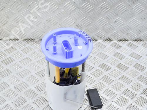 Used Fuel pump VW POLO V (6R1, 6C1) 1.0 TSI (110 hp) 8838918