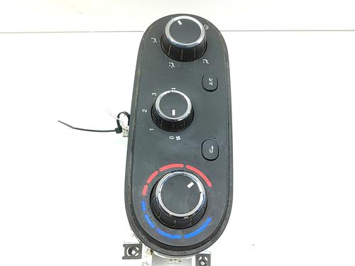 Electronic module IVECO DAILY VI Van 33S14, 35S14, 35C14, 42S14 | BP33379007M83 - Image 3