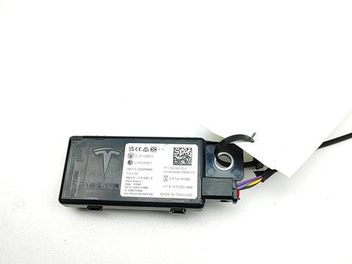 elektronisk-modul-tesla-model-y-5yjy-2019-36232083 main image