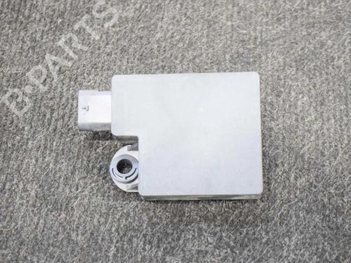 Used Electronic module Electronic module TESLA MODEL 3 (5YJ3) EV (283 hp) 27747823 27747823