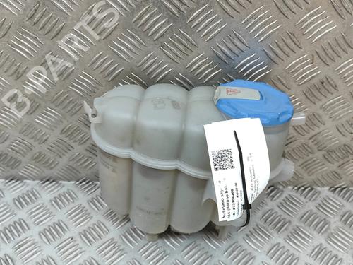 ekpansionstank-audi-a4-b9-avant-8w5-8wd-2015-33374346 main image