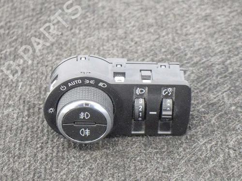 switch-opel-mokka-mokka-x-j13-14-_76-10026915-95297422-2012-6758431 main image