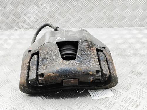Used Right front brake caliper Right front brake caliper VOLVO V40 Cross Country (526) D2 (120 hp) 33386653 33386653