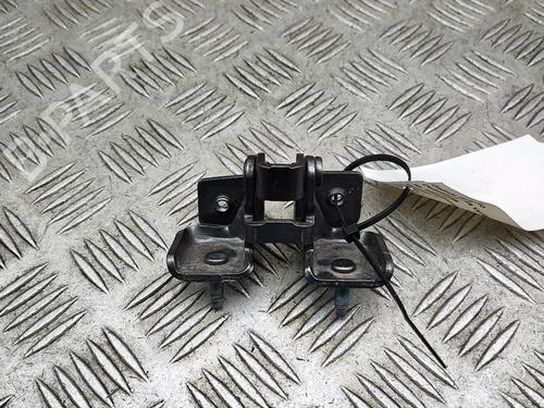 hingedoor-check-strap-mercedes-benz-eqa-h243-2021-36534209 main image