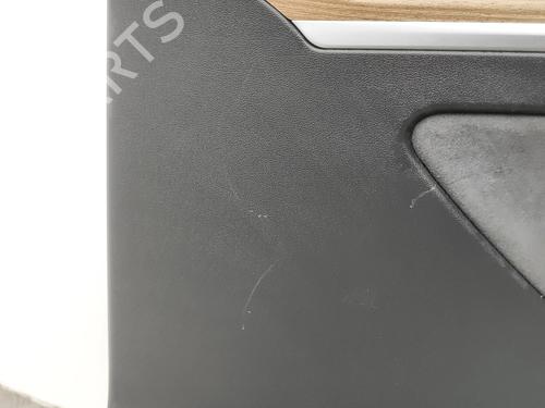 Front right panel TESLA MODEL Y (5YJY) EV Performance All-wheel Drive | BP33798371C59  - Image 5