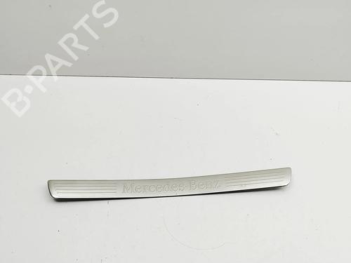 Used Step Step MERCEDES-BENZ GLA (H247) GLA 200 (247.787) (163 hp) 33380356 33380356