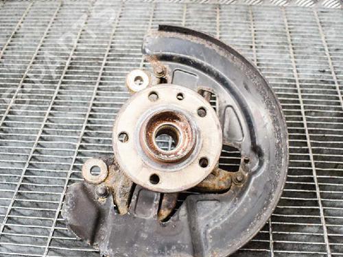 Used Left front steering knuckle VOLVO V70 III (135) D5 (185 hp) 14665666