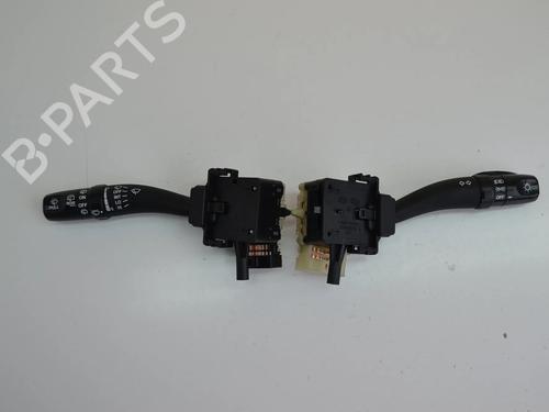 Used Steering column stalk HYUNDAI SANTA FÉ II (CM) 2.2 CRDi 4x4 (155 hp) 9862135