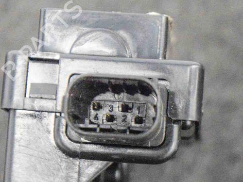 Tailgate lock LAND ROVER RANGE ROVER SPORT I (L320) 3.0 D 4x4 | BP6759068C101 