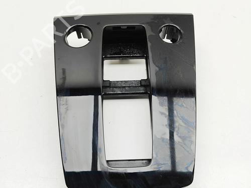 Used Middle console Middle console AUDI A3 Limousine (8YS, 8YM) S3 TFSI quattro (310 hp) 33382087 33382087