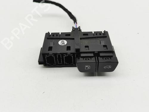 Used Switch Switch LEXUS NX II (_A2_, _H2_) 350h E-Four (AAZH25) (243 hp) 33388379 33388379