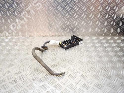 Used Fuse box VW TRANSPORTER T5 Van (7HA, 7HH, 7EA, 7EH) 2.5 TDI (130 hp) 8843577