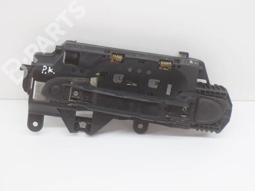 front-left-exterior-door-handle-audi-a5-sportback-f5a-f5f-20-tdi-quattro-audi-8w0837205-2016-7852884 main image