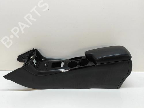 Consolle centrale INFINITI Q30 1.6 (156 hp) 28564087