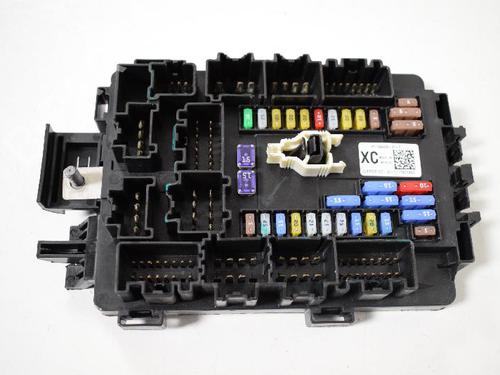 Used Fuse box TESLA MODEL X (5YJX) 90D AWD (525 hp) 30258095