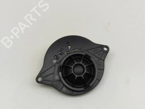 Used Speaker AUDI A4 B9 Avant (8W5, 8WD) 2.0 TDI (190 hp) 26037576