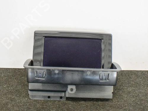 Used Display monitor Display monitor AUDI Q3 (8UB, 8UG) 2.0 TDI quattro (177 hp) 6763655 6763655