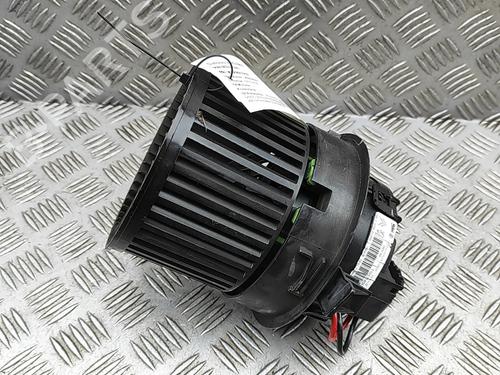 Used Heater blower motor PEUGEOT 2008 I (CU_) 1.2 THP 110 / PureTech 110 (110 hp) 30257693