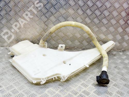 windscreen-washer-tank-bmw-3-touring-e91-320-d-bmw-7068998-7124231-7075099-7117842-7068996-2004-2005-2006-2007-2008-2009-2010-2011-2012-8412623 main image