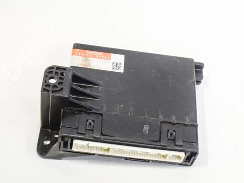 Used Electronic module TOYOTA PRIUS (_W3_) 1.8 Hybrid (ZVW3_) (99 hp) 6764751