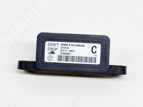 Used Electronic sensor MITSUBISHI OUTLANDER II (CW_W) 2.2 DI-D 4WD (177 hp) 8935387