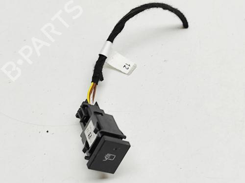 Used Switch Switch IVECO DAILY VI Platform/Chassis 35S18, 35C18, 40C18, 45C18, 50C18, 60C18, 65C18, 70C18 (179 hp) 33396055 33396055