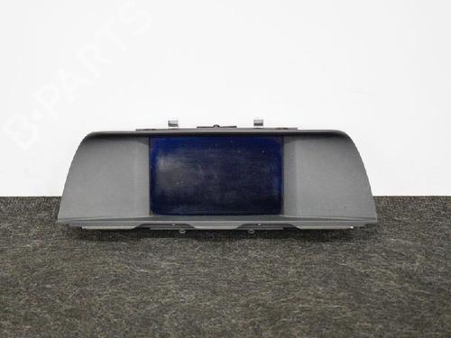 Used Display monitor BMW 5 (F10) 520 d (184 hp) 6745815